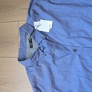 NWT VINCE Men's Blue Button-Up Shirt Size XL